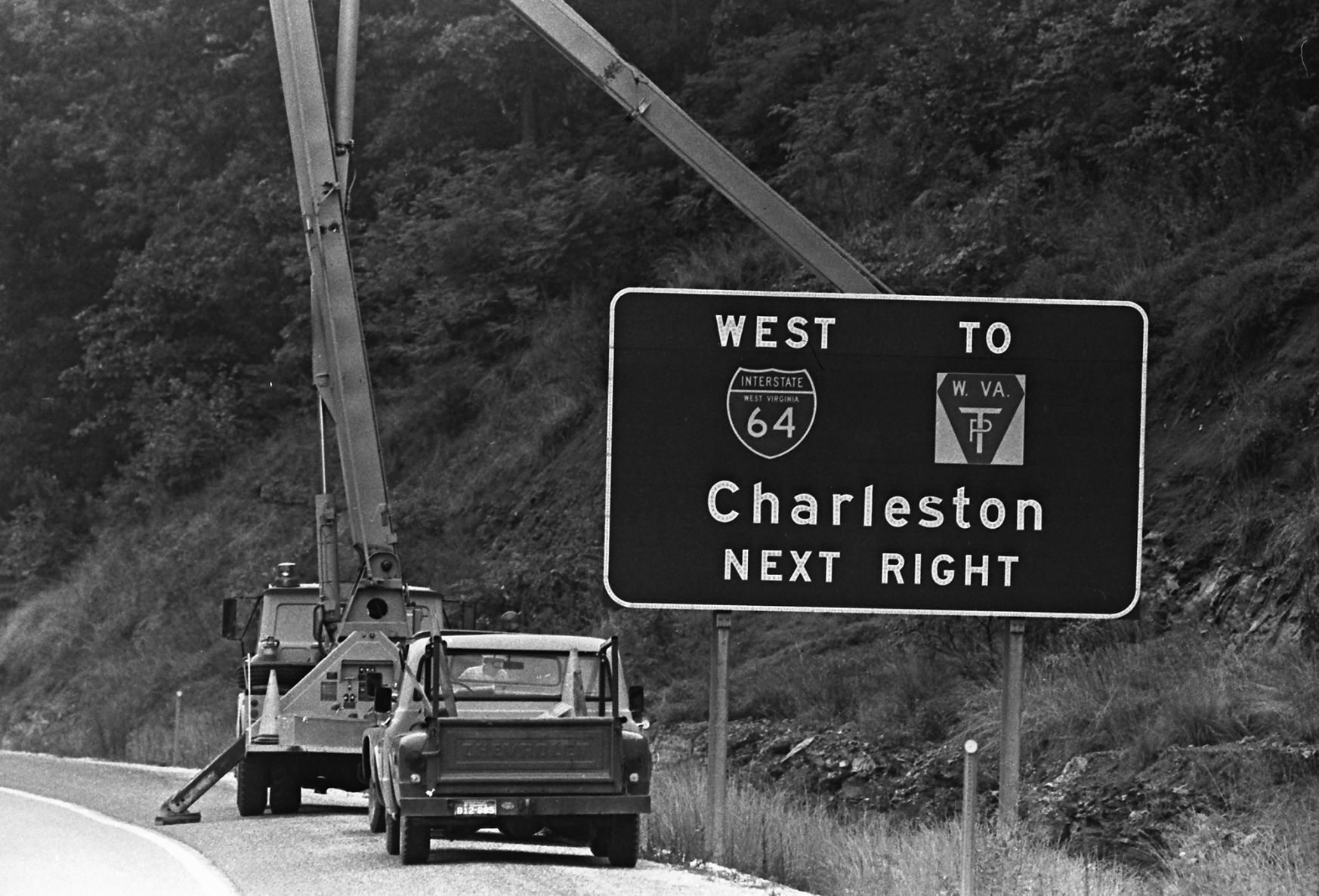 Vintage West Virginia: Turnpike sign